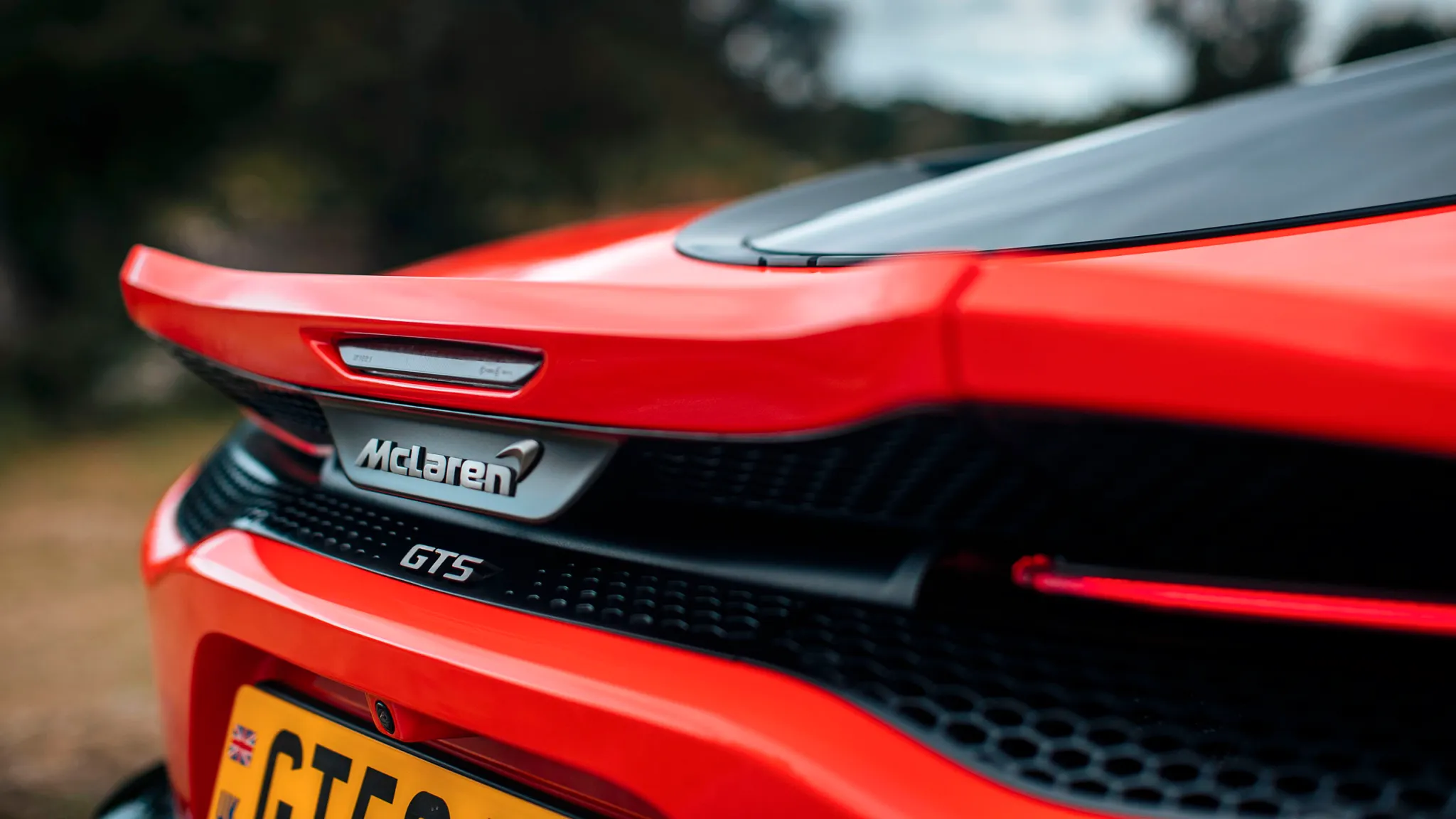 McLaren’s First Four-Door Hybrid SUV Set for 2028 Debut